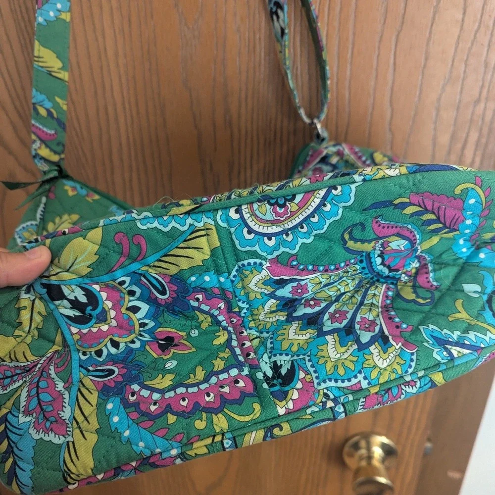 Vera Bradley Retired Emerald Paisley Quilted Cotton Crossbody Bag Green Multi